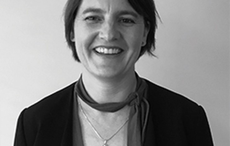 Dr Bronwyn Cameron